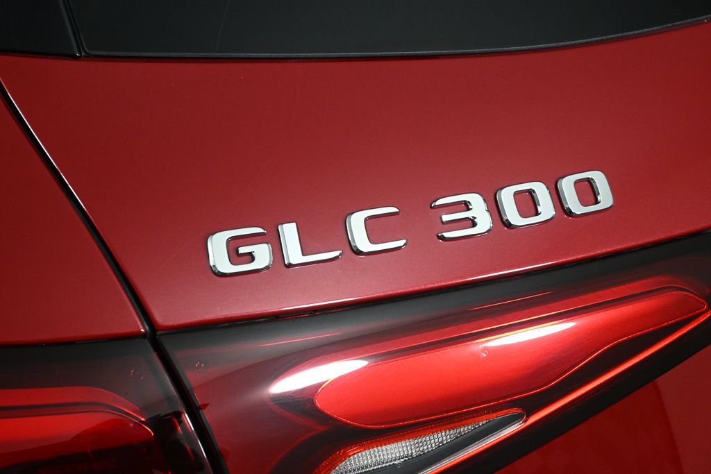 Certified 2024 Mercedes-Benz GLC 300 4MATIC image 27