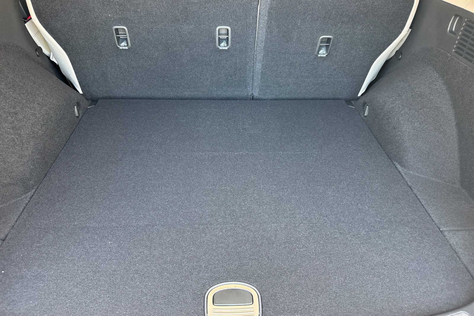 New 2026 Genesis GV70 2.5T Select image 16