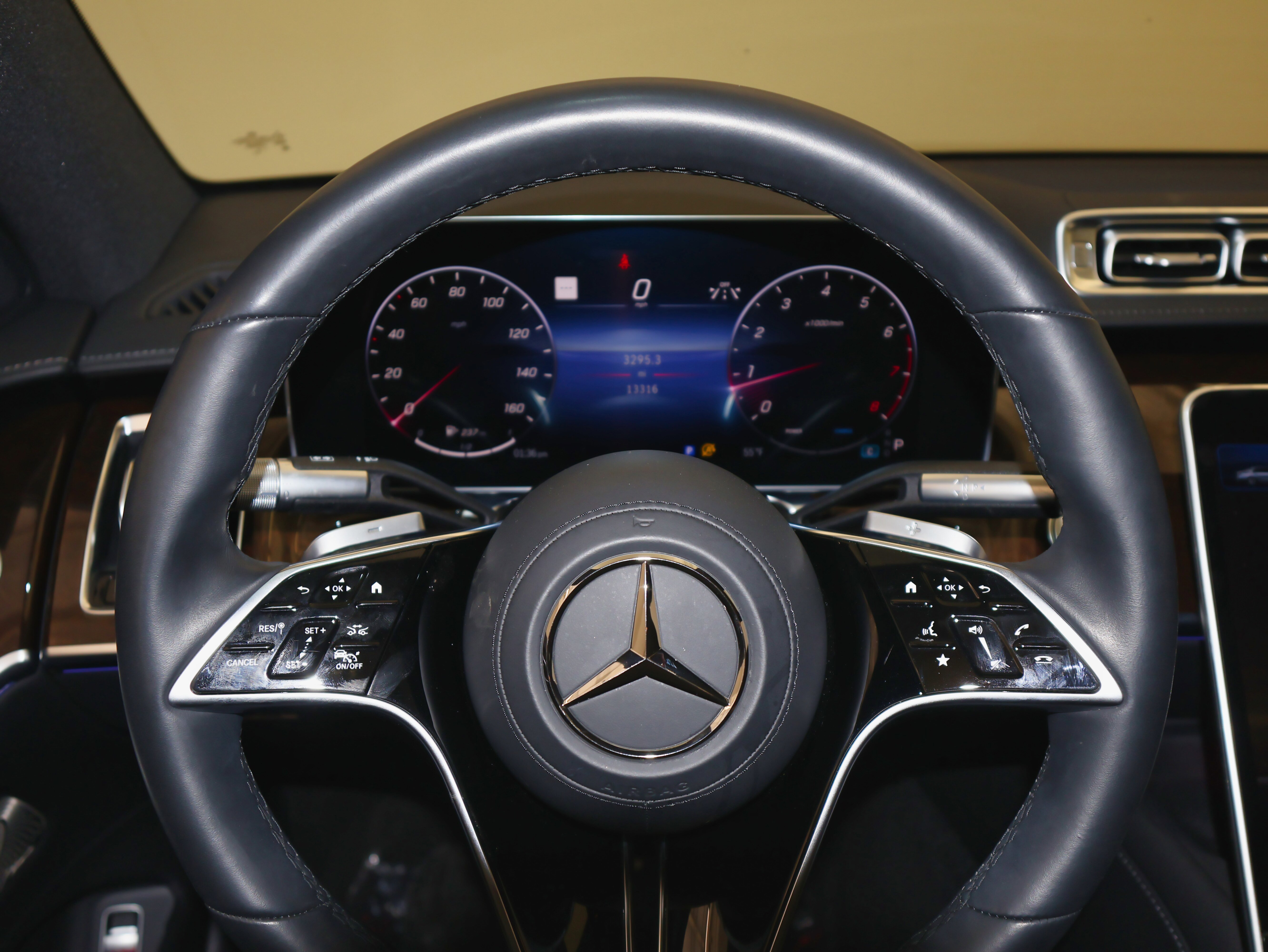 Used 2023 Mercedes-Benz S 580 4MATIC Sedan image 37