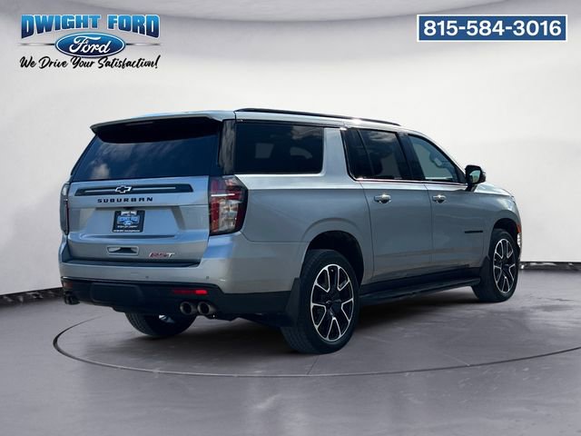 Used 2023 Chevrolet Suburban RST w/ Sport Performance Package AWD/4WD image 5