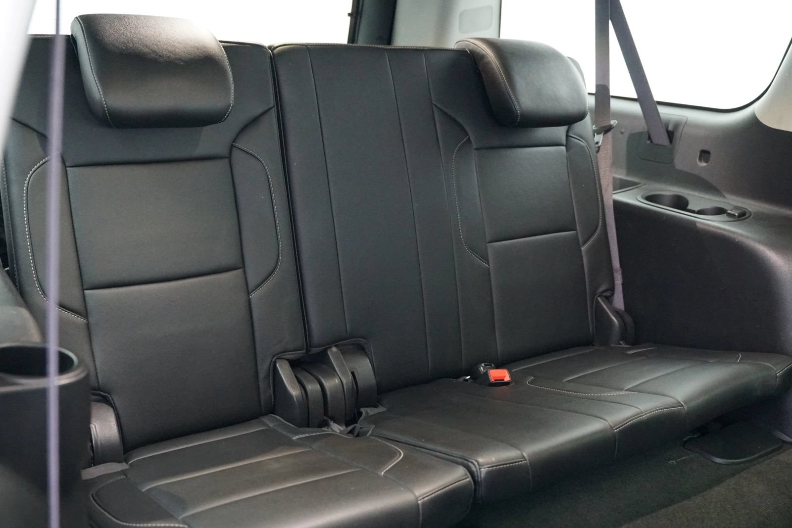 Used 2017 Chevrolet Suburban LT RWD image 32