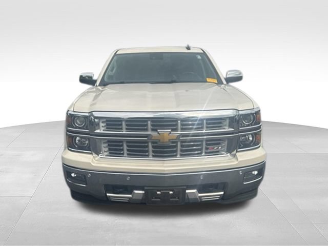 Used 2015 Chevrolet Silverado 1500 LTZ Z71 w/ LTZ Plus Package AWD/4WD image 7