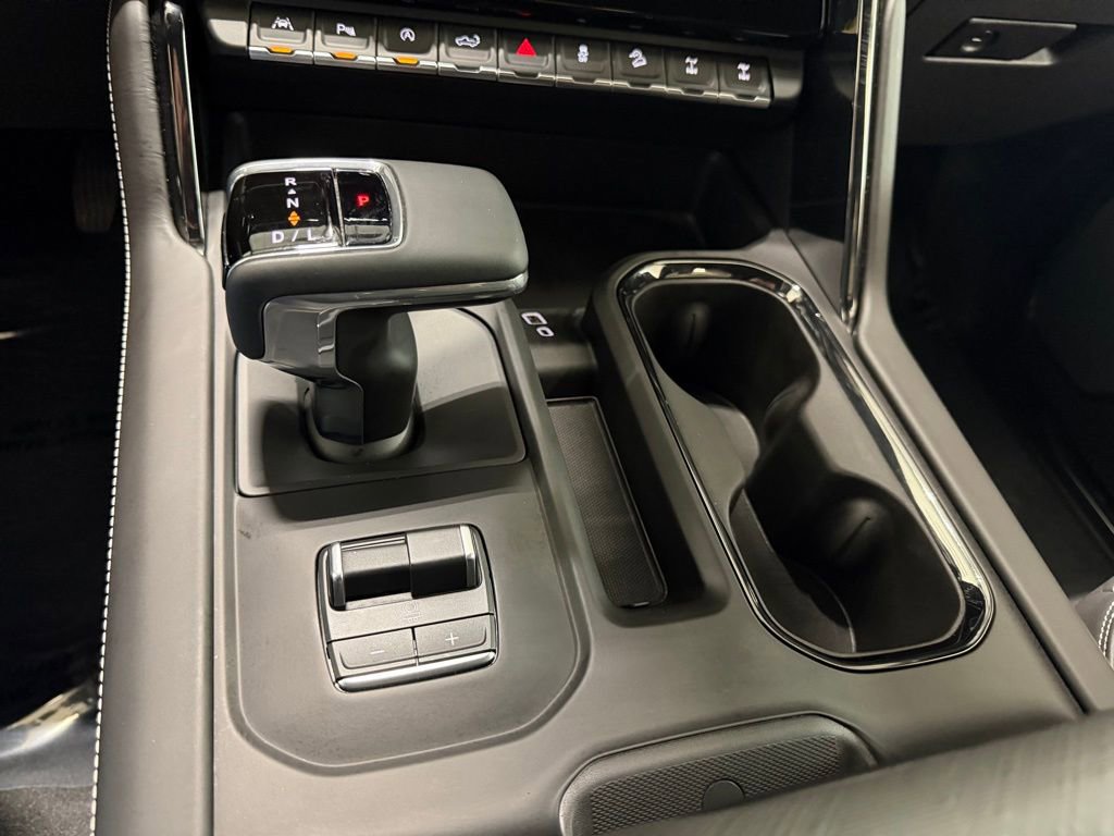 Used 2026 GMC Sierra 1500 AT4X image 9