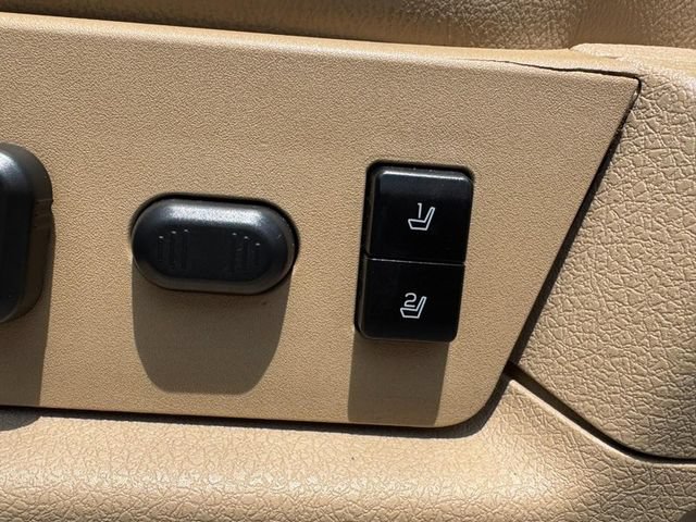 Used 2013 Ford F150 Lariat w/ Mid Equipment Group AWD/4WD image 25
