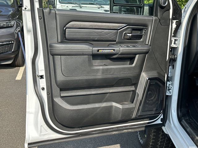 New 2026 RAM 2500 Limited image 10