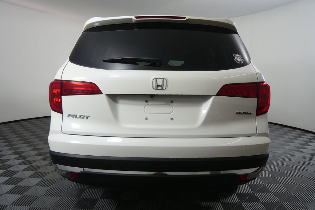 Used 2017 Honda Pilot Touring image 4