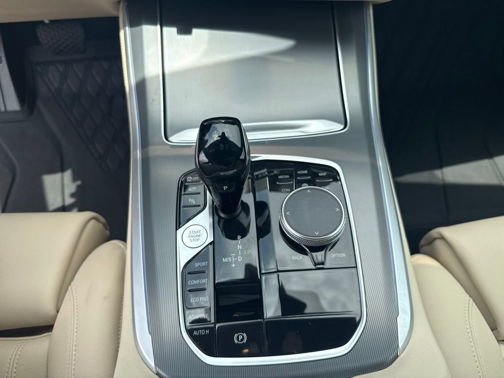 Used 2022 BMW X5 sDrive40i w/ Premium Package RWD image 17