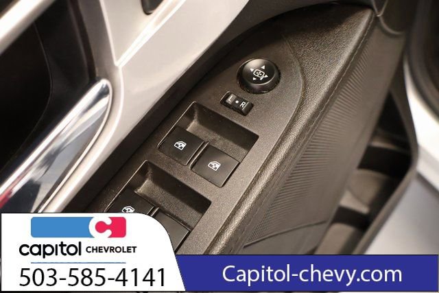 Used 2017 Chevrolet Equinox LS image 11