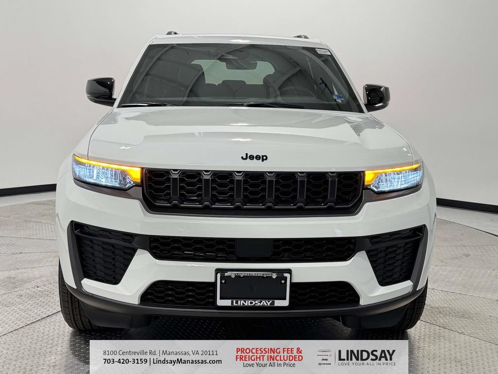 New 2026 Jeep Grand Cherokee Altitude AWD/4WD image 3