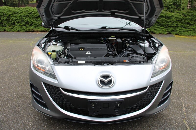 Used 2010 MAZDA MAZDA3 i Touring FWD image 19