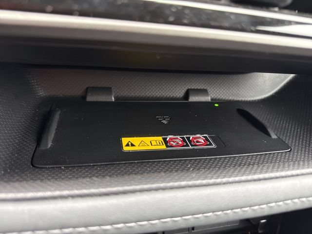 Used 2025 Toyota Highlander XLE AWD/4WD image 18