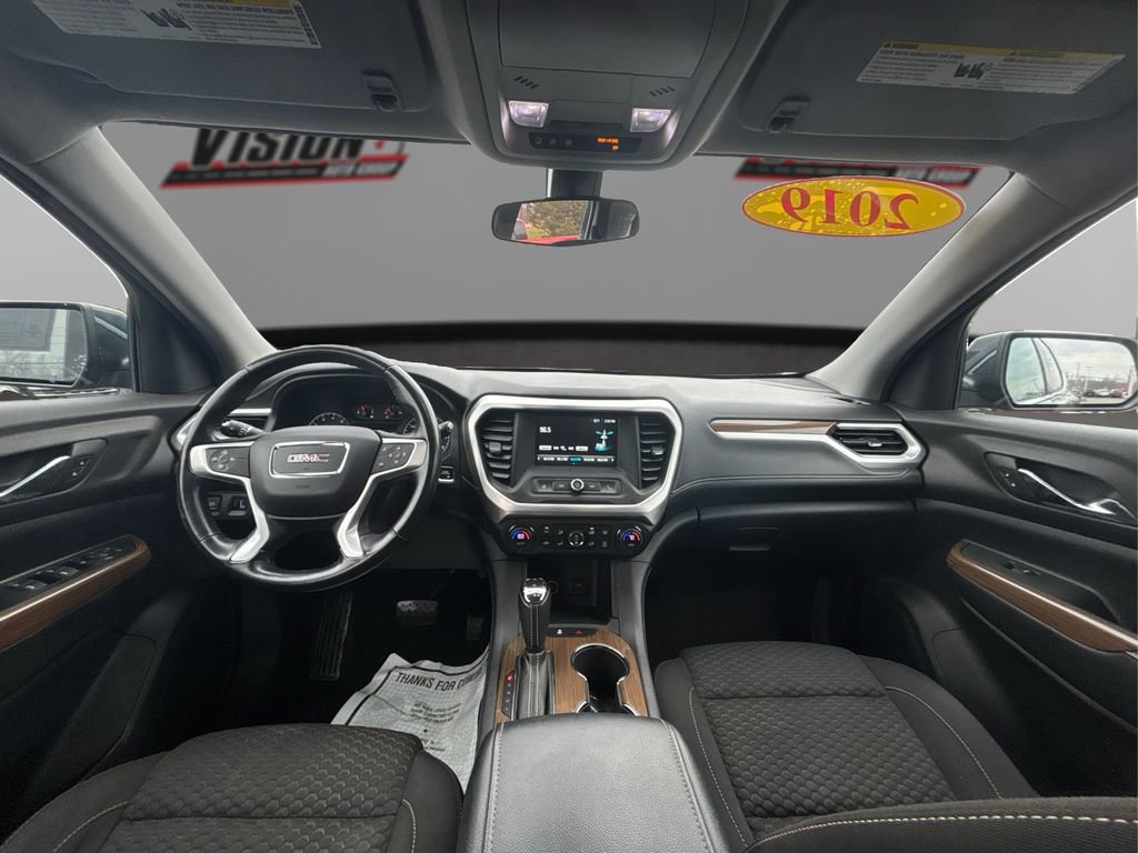 Used 2019 GMC Acadia SLE image 25