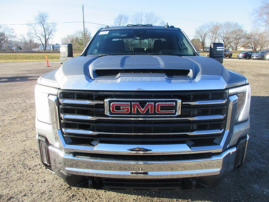 New 2026 GMC Sierra 2500 SLE w/ SLE Value Package; image 12