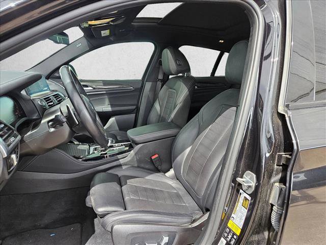 Used 2021 BMW X4 M40i w/ Executive Package AWD/4WD image 16