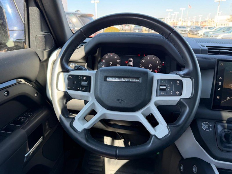 Used 2025 Land Rover Defender 110 S image 11