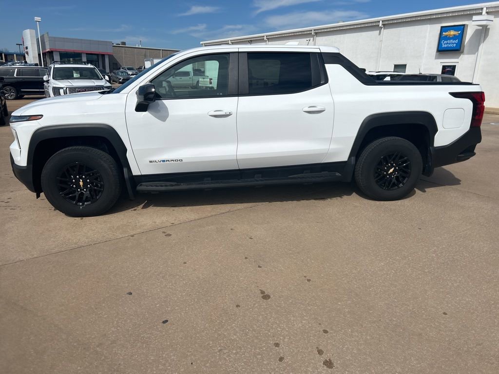 Certified 2024 Chevrolet Silverado EV W/T image 2