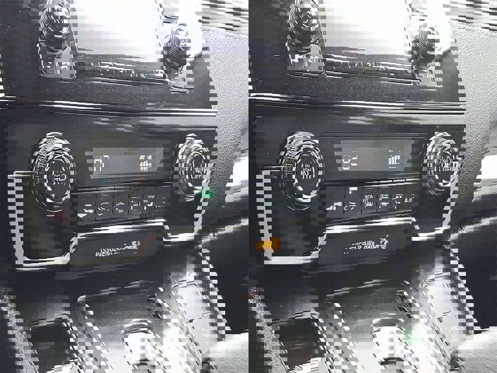 Used 2018 Honda CR-V LX image 19