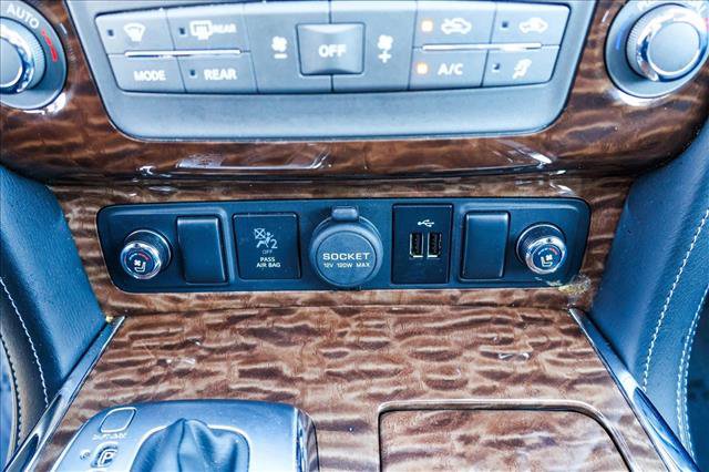 Used 2020 Nissan Armada Platinum w/ Captain's Chairs Package image 21