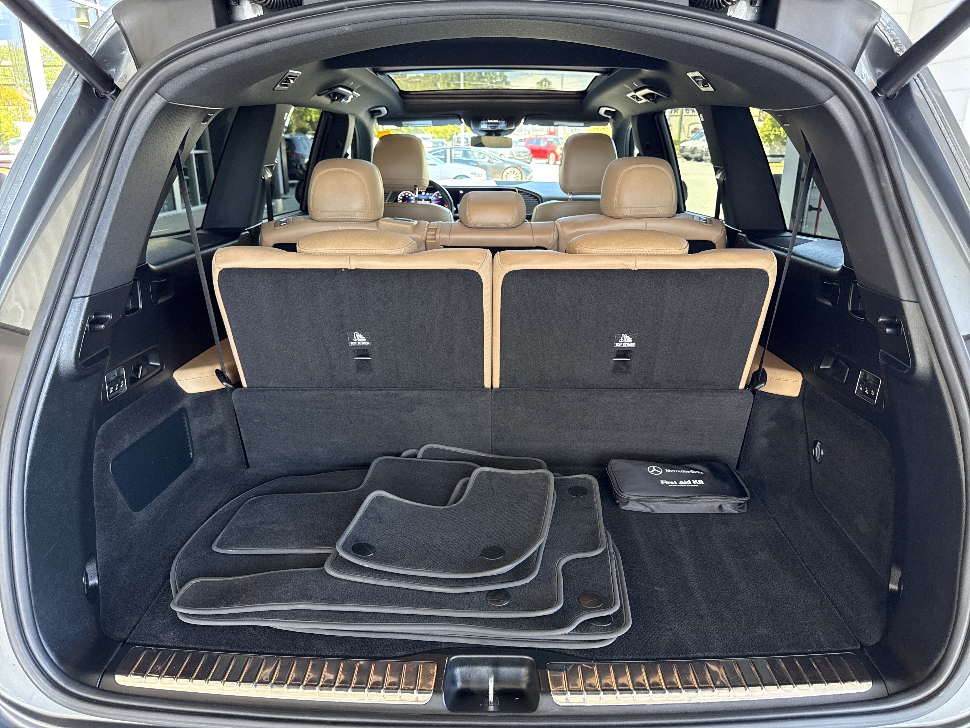 Certified 2024 Mercedes-Benz GLS 450 4MATIC image 11