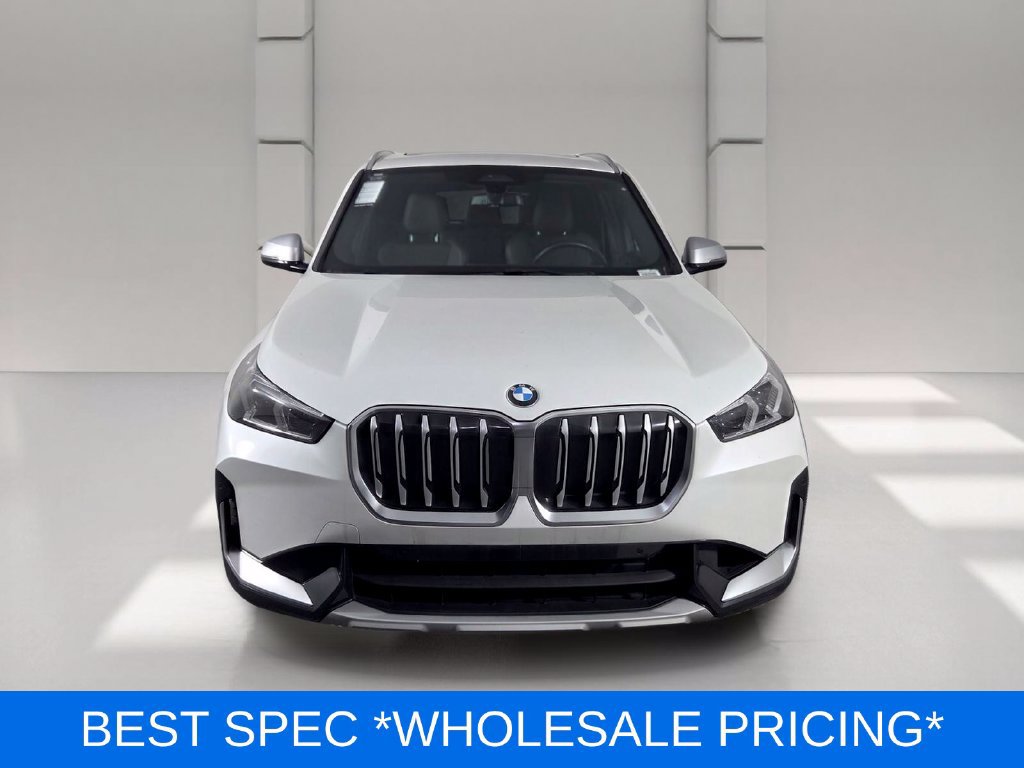 Used 2023 BMW X1 xDrive28i w/ Convenience Package AWD/4WD image 3