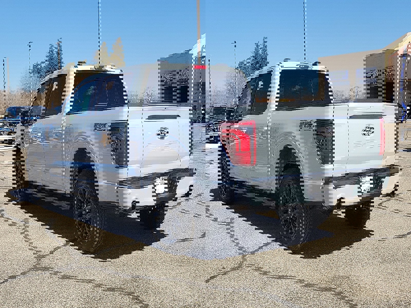 New 2025 Ford F150 Lariat w/ Equipment Group 502A High image 25