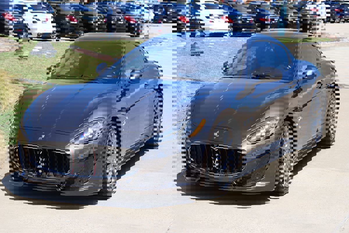 Used 2014 Maserati GranTurismo Sport image 4