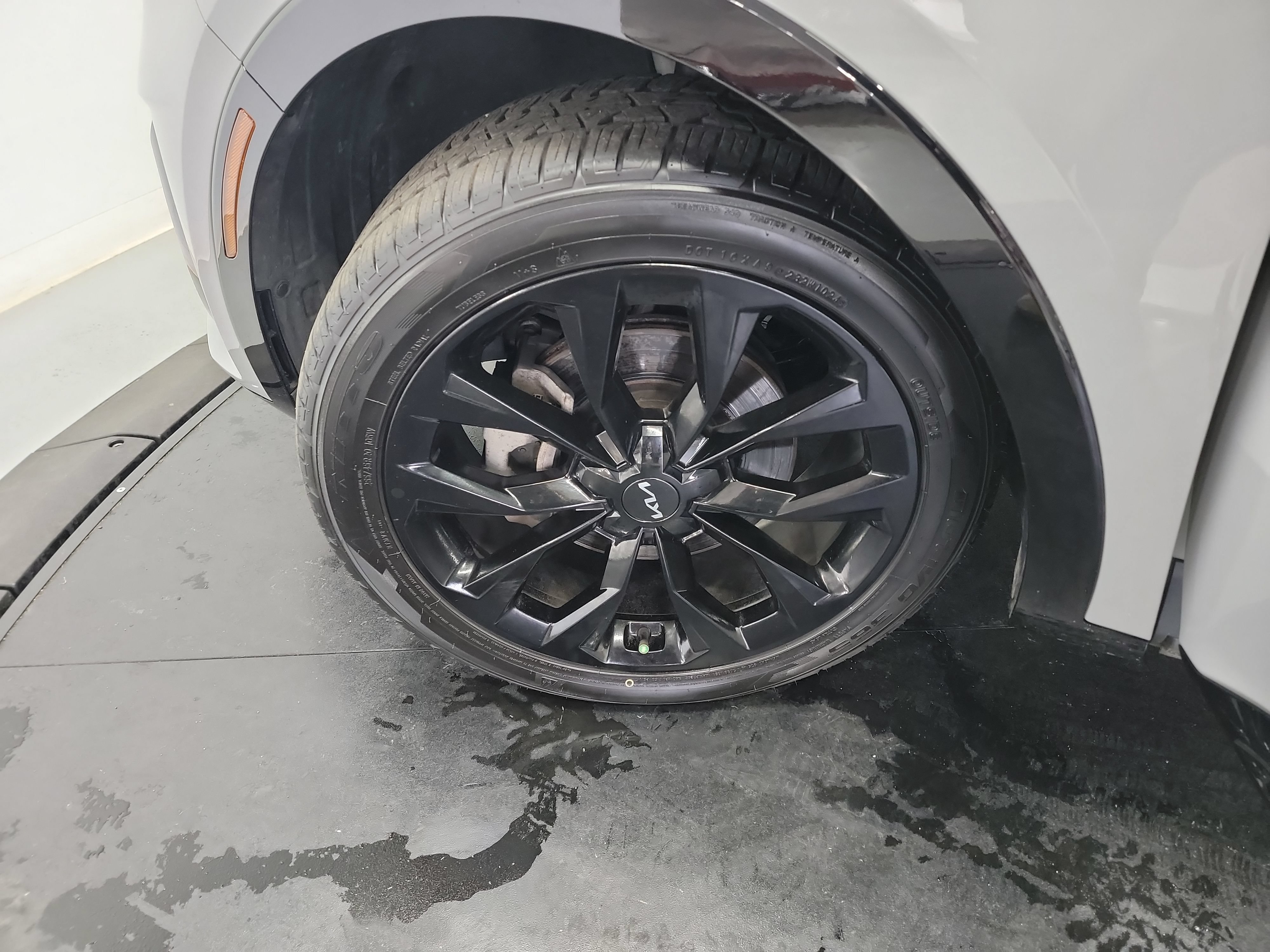 Used 2022 Kia Sorento SX FWD image 30