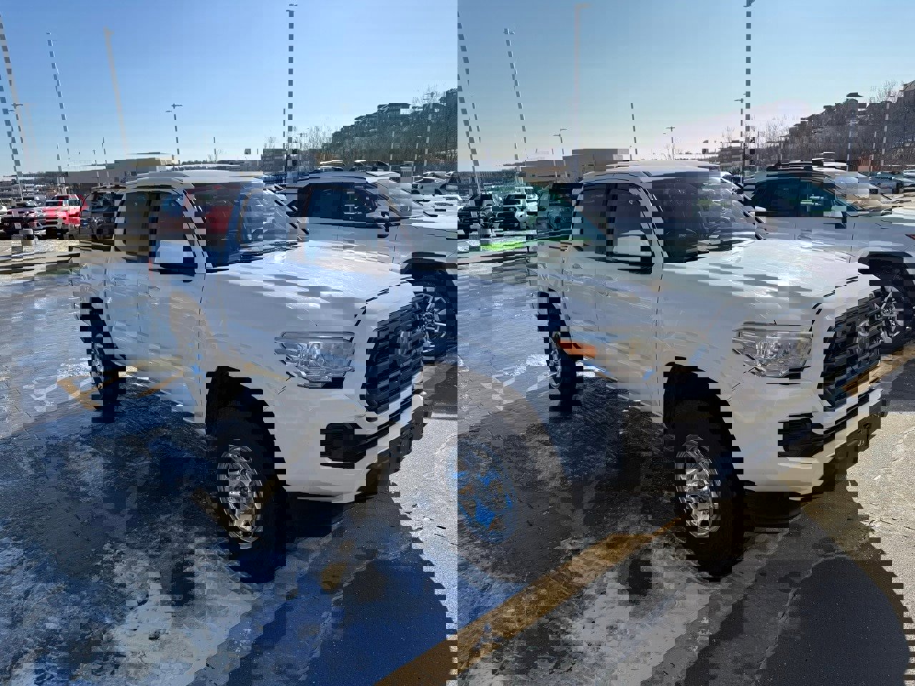 Used 2019 Toyota Tacoma SR image 7