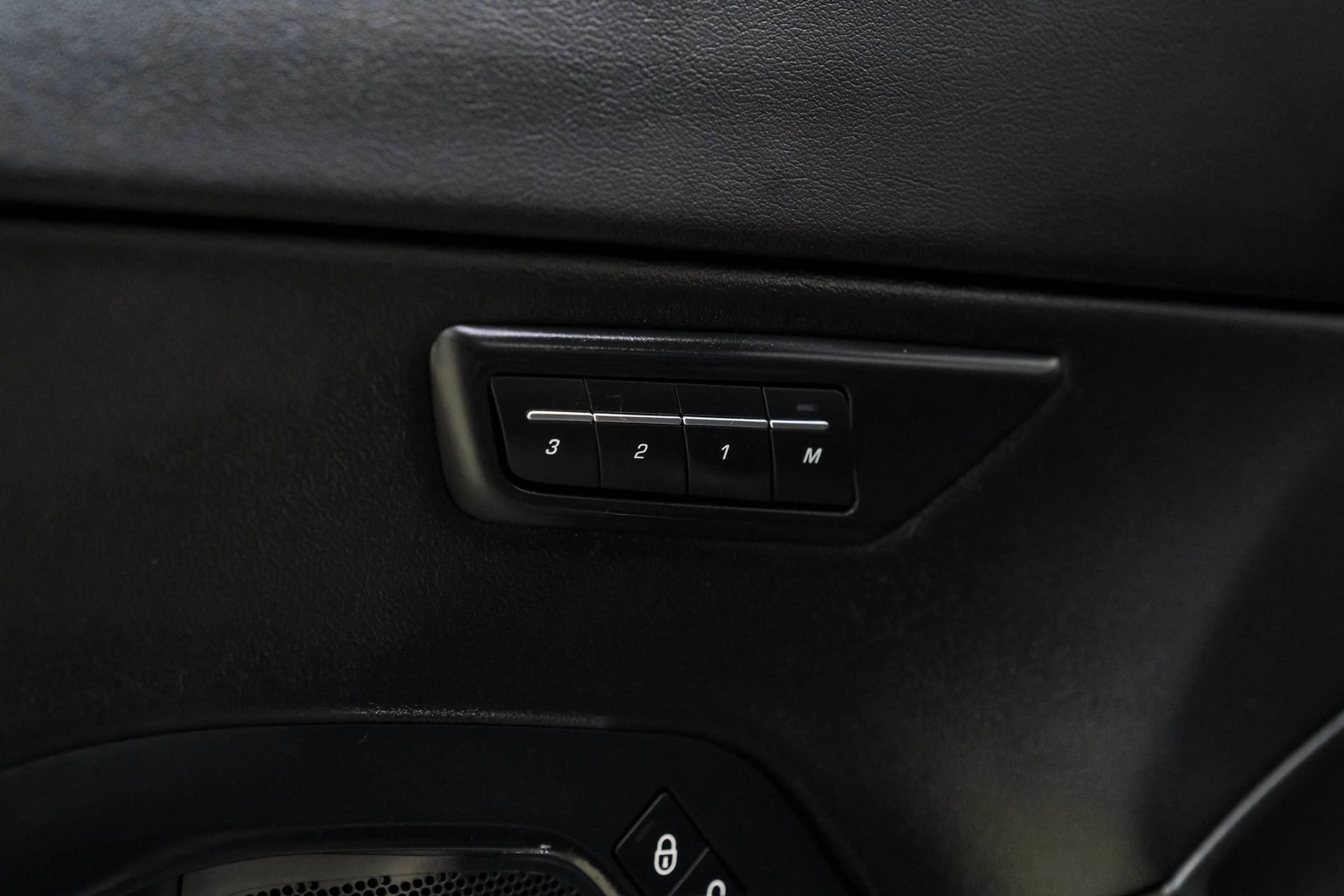 Used 2018 Jaguar E-PACE First Edition image 60