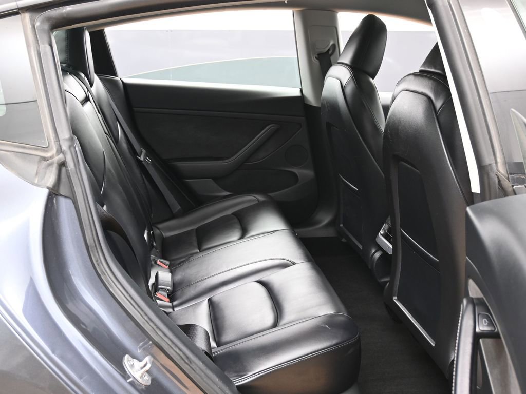 Used 2023 Tesla Model 3 Standard Range image 37