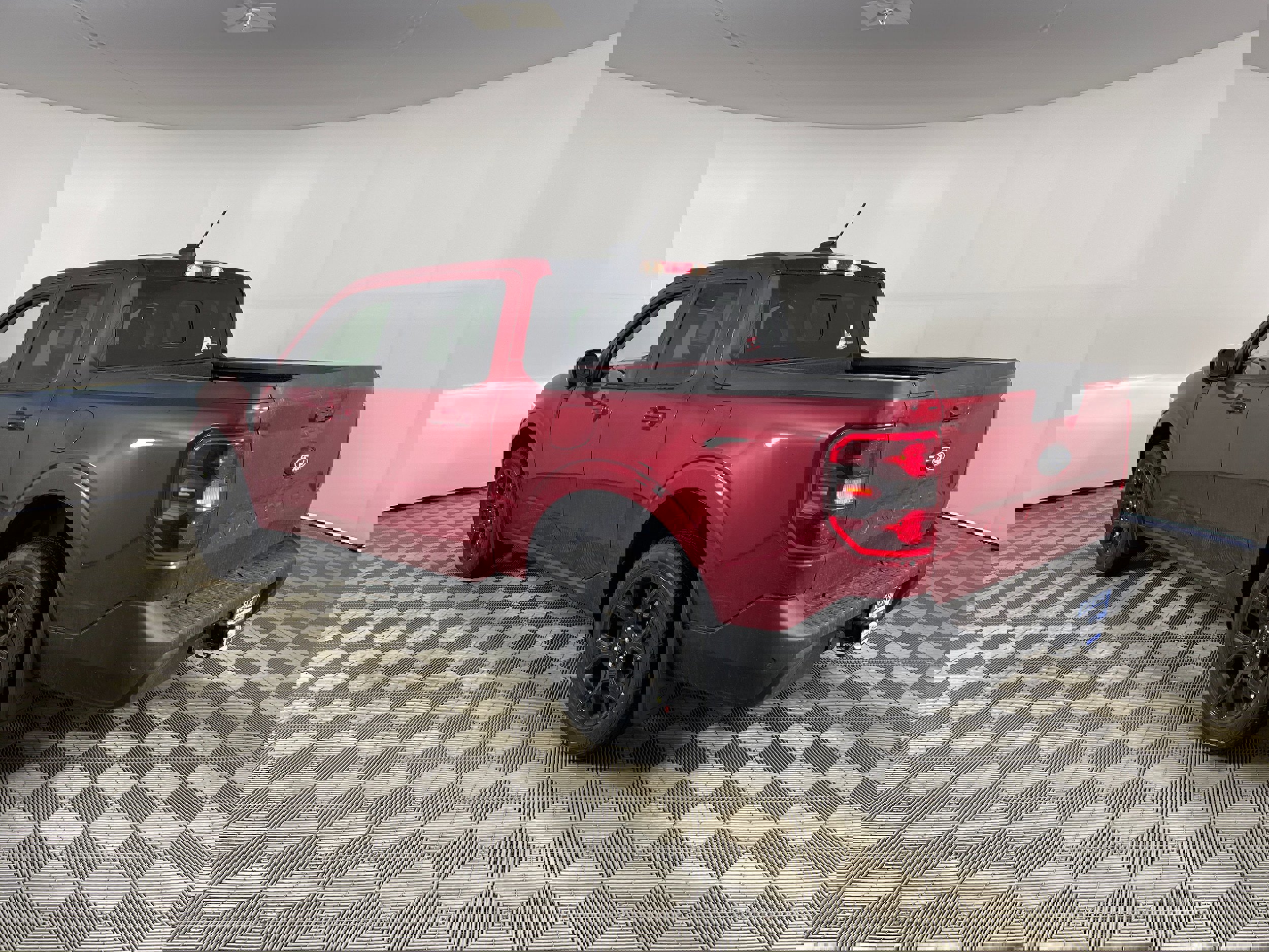 New 2026 Ford Maverick Lariat w/ Black Appearance Package image 5