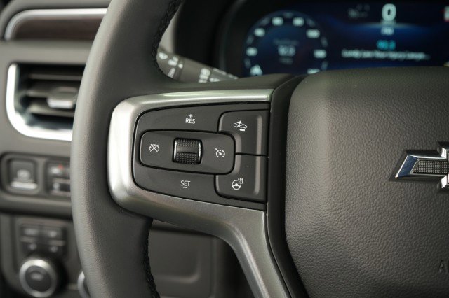Used 2024 Chevrolet Tahoe Z71 w/ Luxury Package image 39