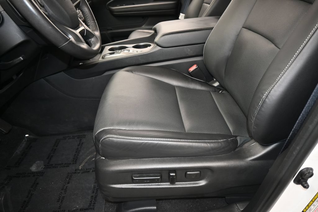 Used 2025 Honda Ridgeline RTL image 13