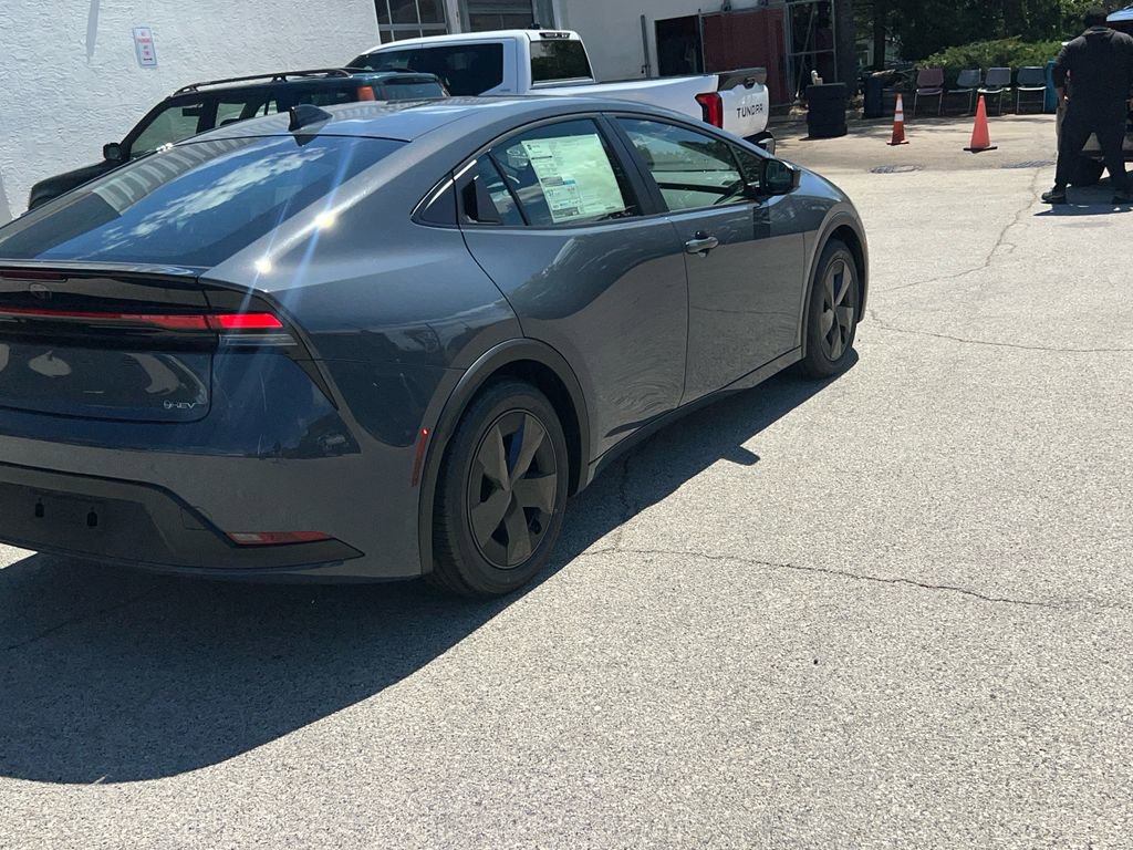 New 2026 Toyota Prius LE FWD image 5