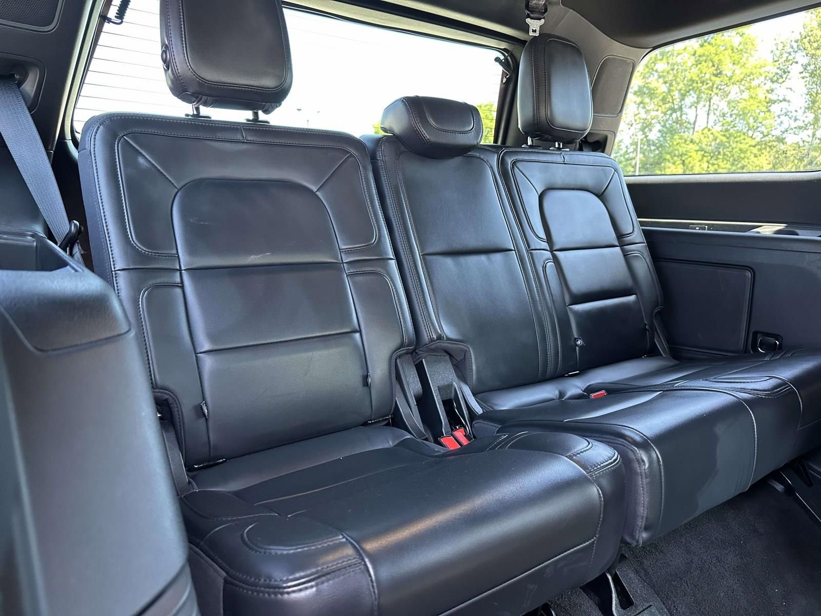 Used 2022 Lincoln Navigator Reserve AWD/4WD image 26