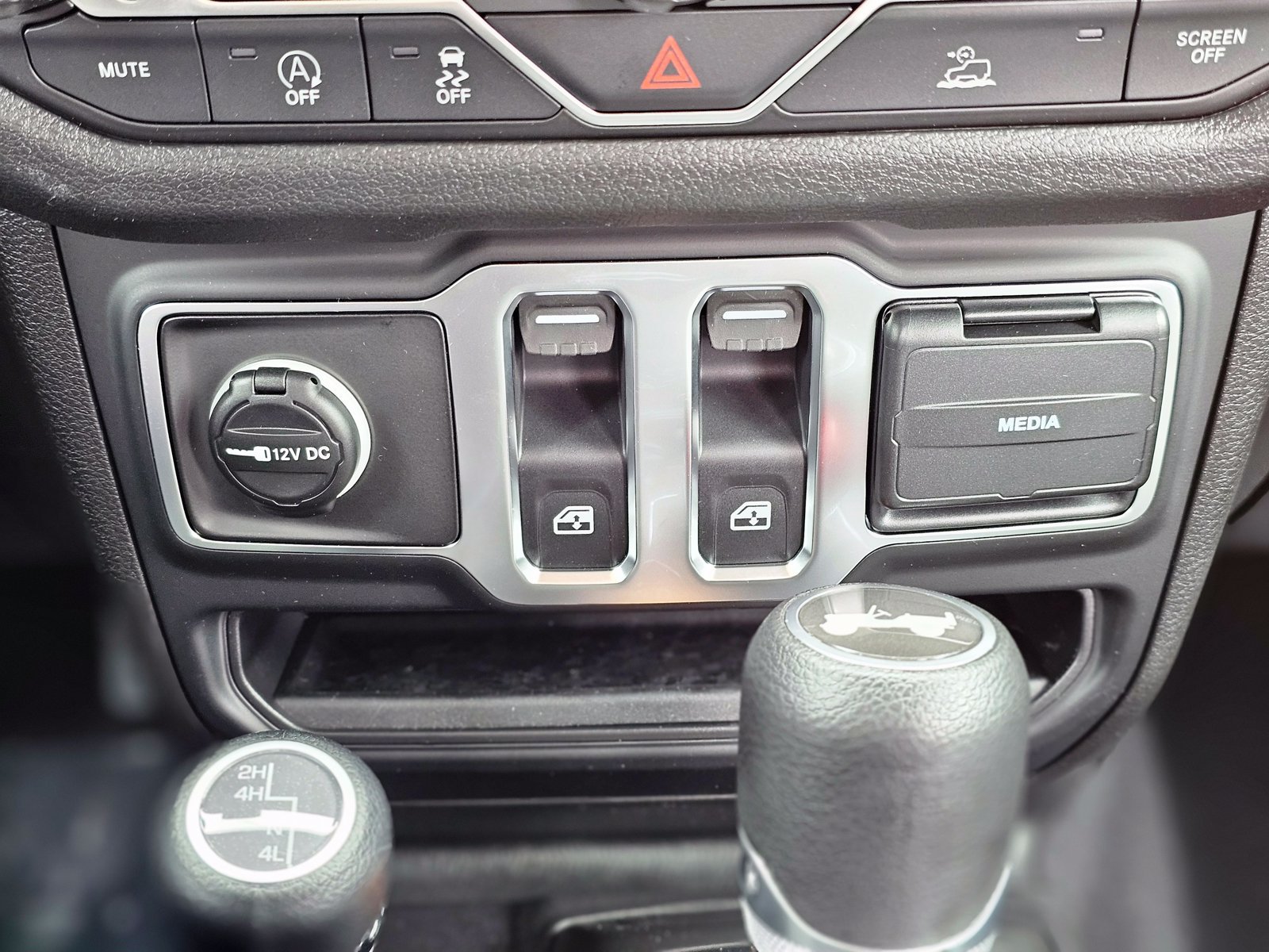 New 2026 Jeep Wrangler Sport AWD/4WD image 15