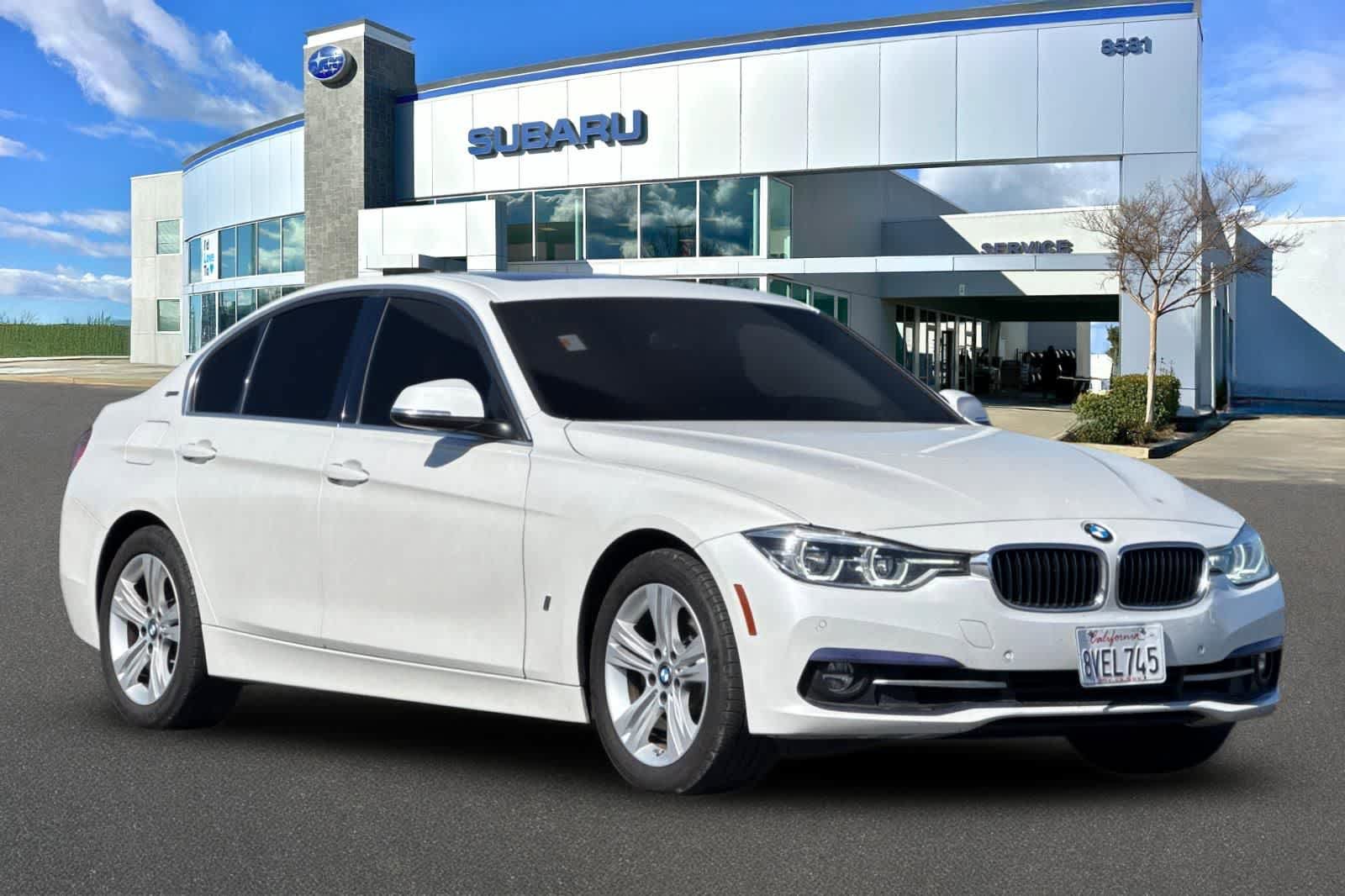 Used 2018 BMW 330e RWD image 5
