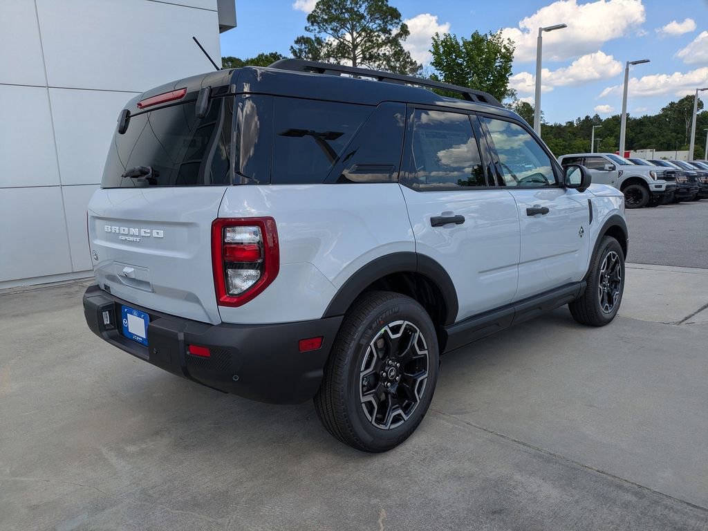 New 2026 Ford Bronco Sport Outer Banks w/ Outer Banks Tech Package+ AWD/4WD image 4