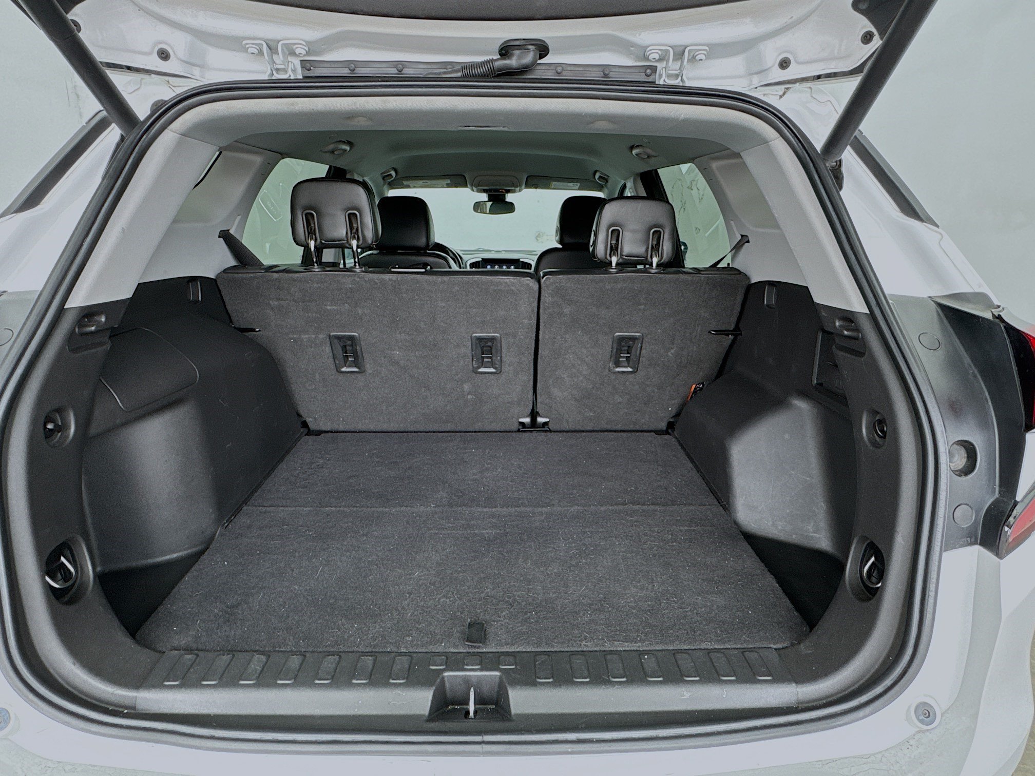 Used 2020 GMC Terrain SLT w/ Preferred Package FWD image 18