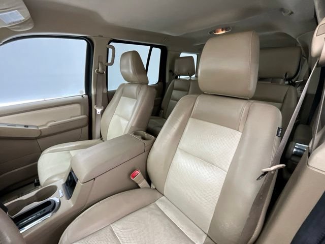 Used 2010 Mercury Mountaineer AWD image 5
