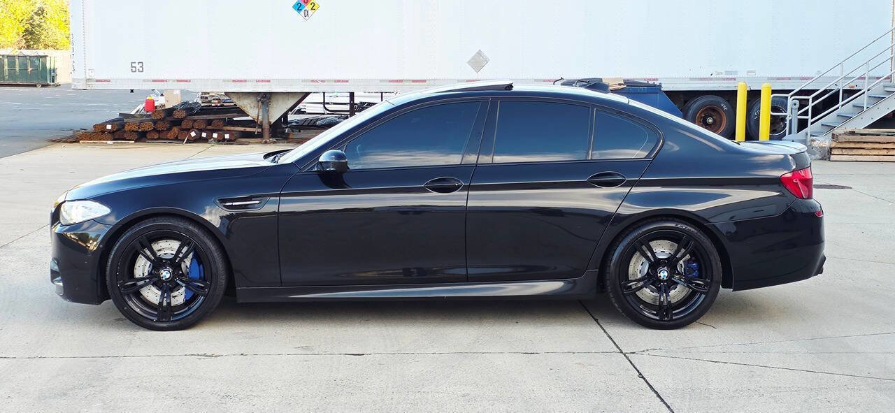 Used 2013 BMW M5 image 9