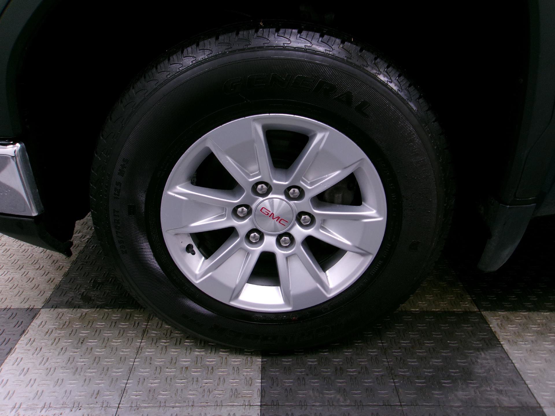 Certified 2022 GMC Sierra 1500 SLE image 16