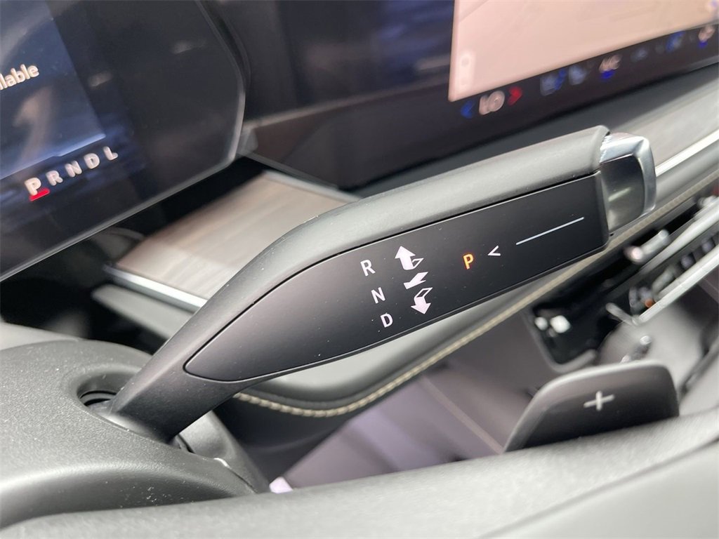 New 2025 Chevrolet Suburban Premier image 20