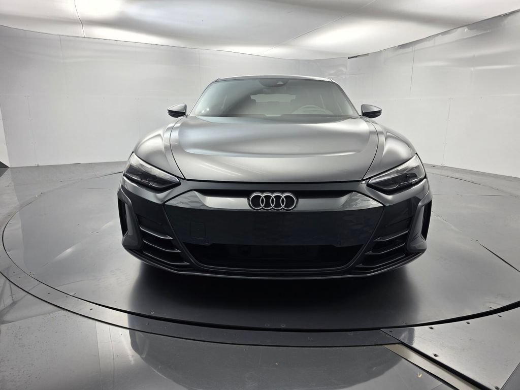 Used 2023 Audi e-tron GT Premium Plus AWD/4WD image 2