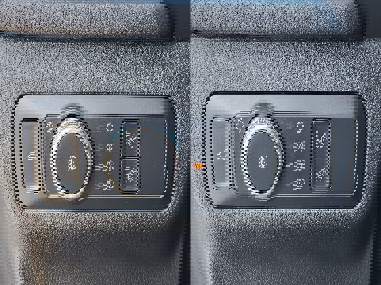 Used 2021 Ford Escape SEL AWD/4WD image 14