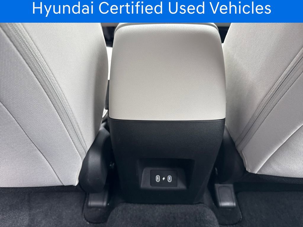 Certified 2025 Hyundai Tucson SE FWD image 18