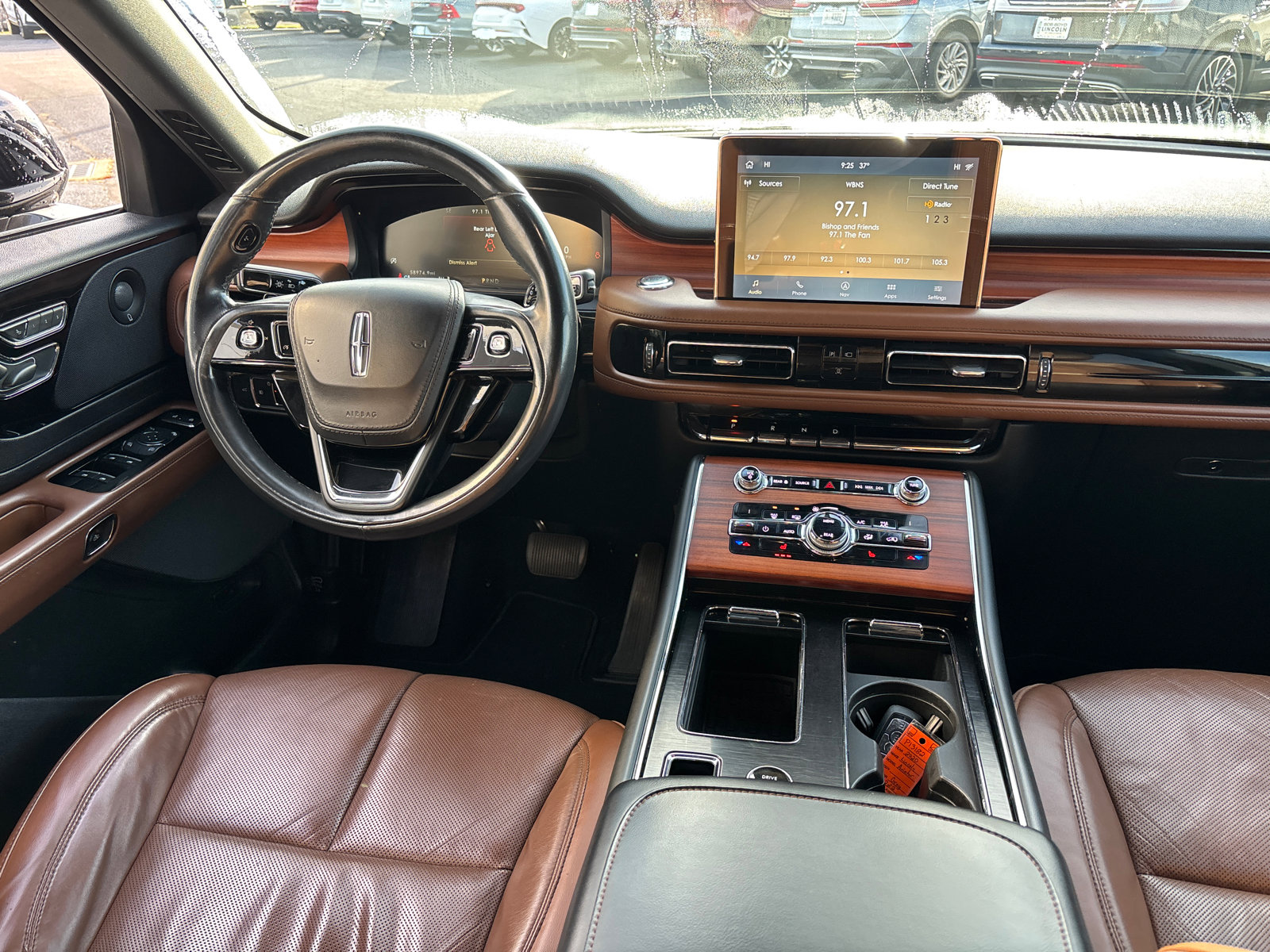 Used 2020 Lincoln Aviator Reserve image 29