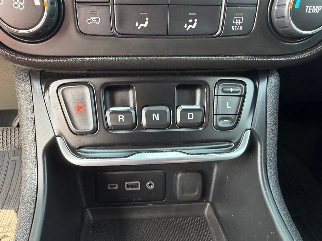 Used 2020 GMC Terrain SLE FWD image 34