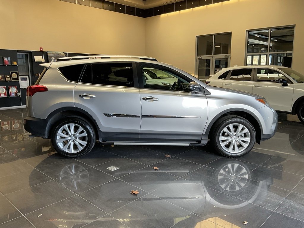 Used 2014 Toyota RAV4 Limited image 6