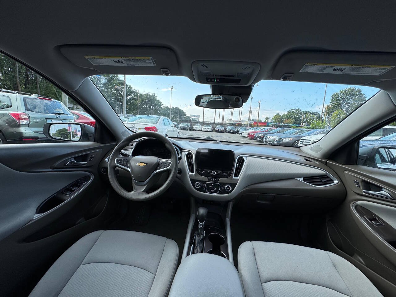 Used 2023 Chevrolet Malibu LS FWD image 8